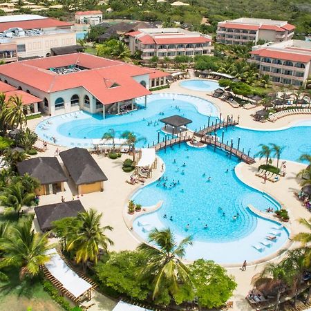 The Signature Level At Grand Palladium Imbassai Resort & Spa Exterior photo